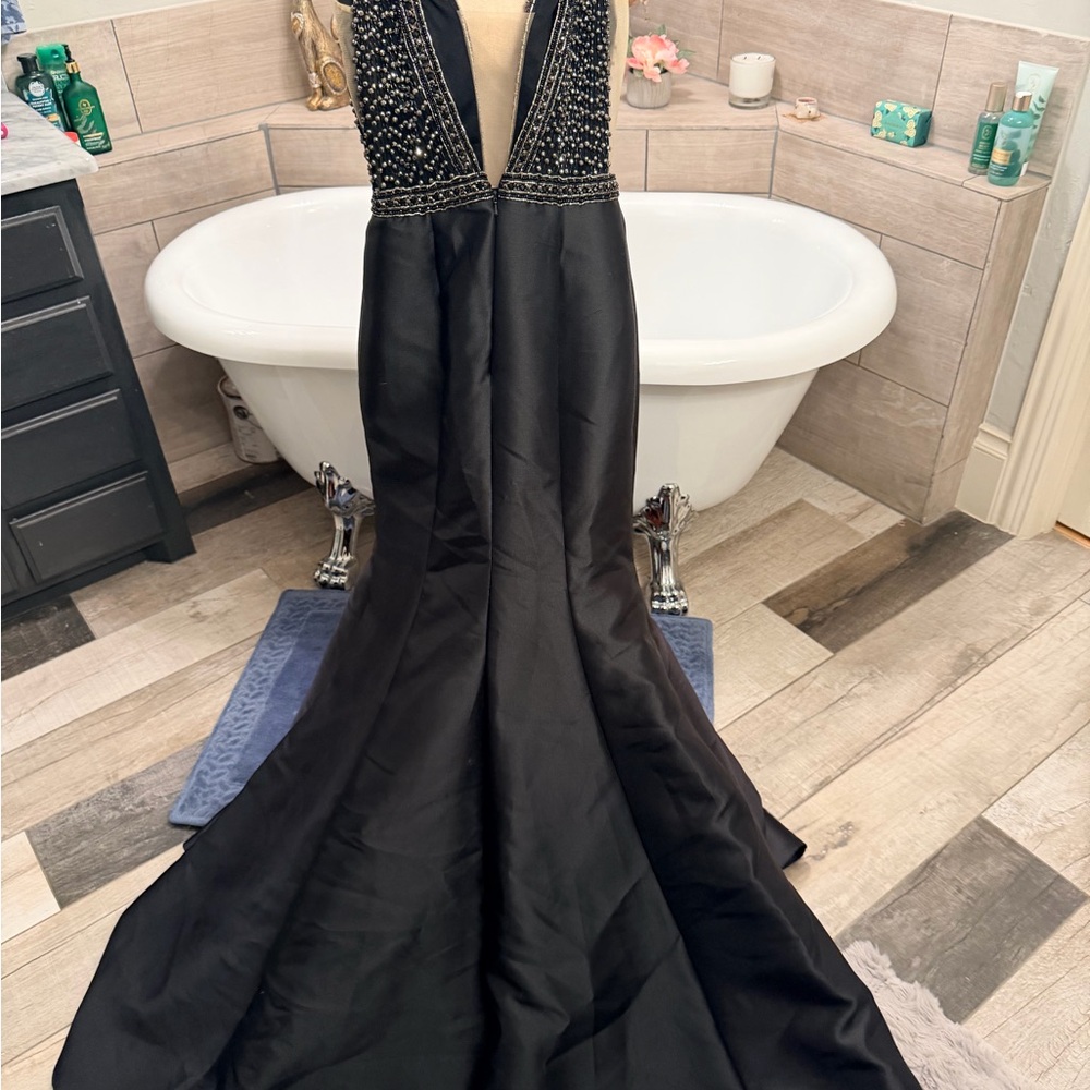 Vienna Prom Black Gown with Beaded Bodice - Picture 11 of 12